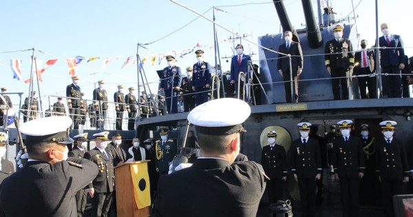 La Nación / Conmemoran a la Armada Paraguaya en su día, adaptada para combatir al COVID-19