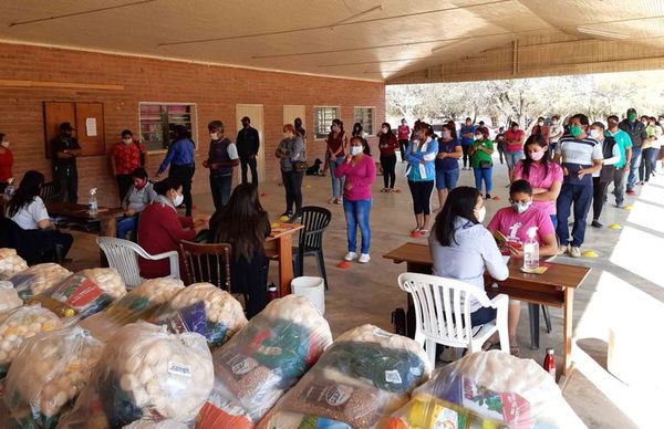 Cuarta entrega de kits de alimentos en Boquerón - Nacionales - ABC Color