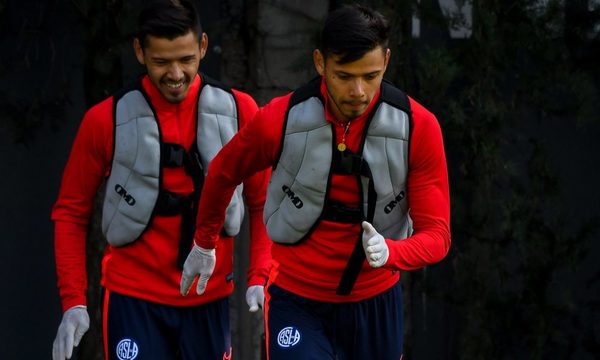 Ángel Romero continúa apartado del plantel principal de San Lorenzo