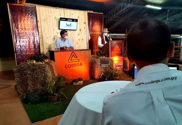 Codega concretó “muy buenas ventas” de reproductores en feria de Cabañas Integradas