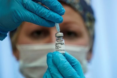 Rusia registrará la segunda vacuna contra el coronavirus para el 15 de octubre