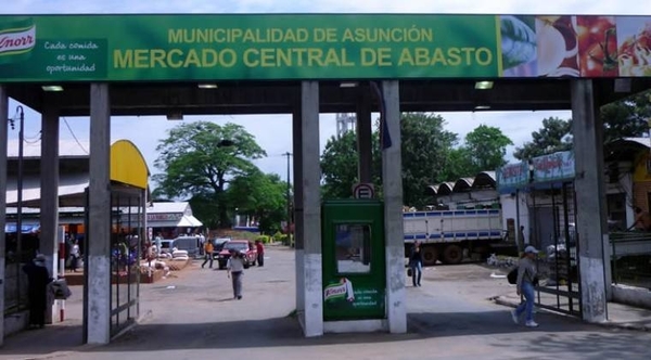 HOY / Comerciantes piden que el Abasto reabra los domingos