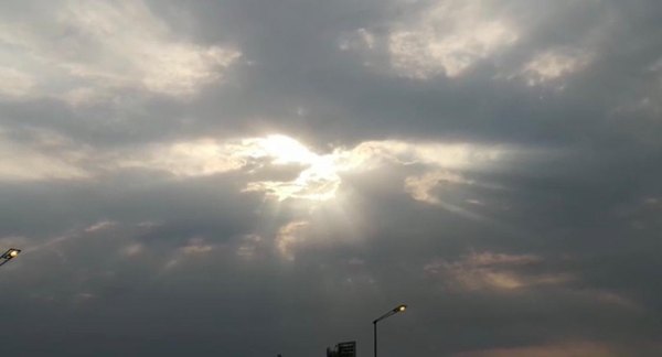 Crónica / (VIDEO) Imagen del Espíritu Santo ¿Apareció en el cielo?