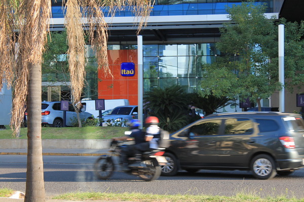 Paraguay apunta a reducir el déficit fiscal gradualmente