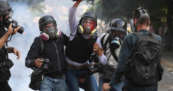 La Nación / Abdo insta a la unidad para superar la crisis del COVID-19 y reitera apoyo al pueblo venezolano