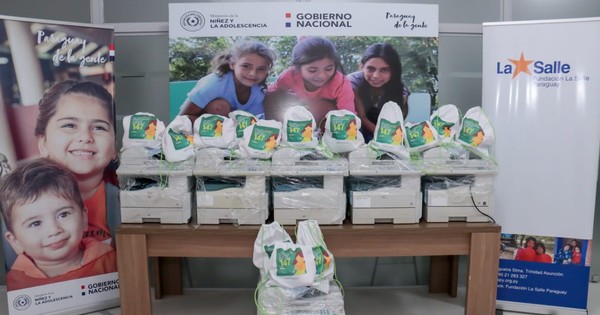 La Nación / Escuelas del Chaco reciben impresoras y fotocopiadoras para agilizar tareas a distancia