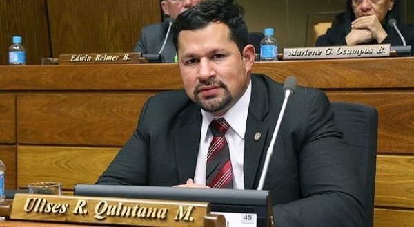 El diputado Ulises Quintana afirma que su encierro tiene "un trasfondo político" - ADN Paraguayo
