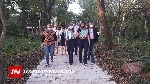 MINISTRA DE TRABAJO VISITA SAN JUAN DEL PARANÁ.