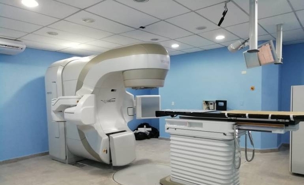 HOY / Reactivan servicio de radioterapia en el INCAN tras reparación de acelerador lineal