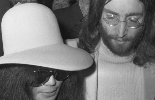 El asesino de John Lennon confesó por qué lo mató y pidió disculpas a Yoko Ono - C9N
