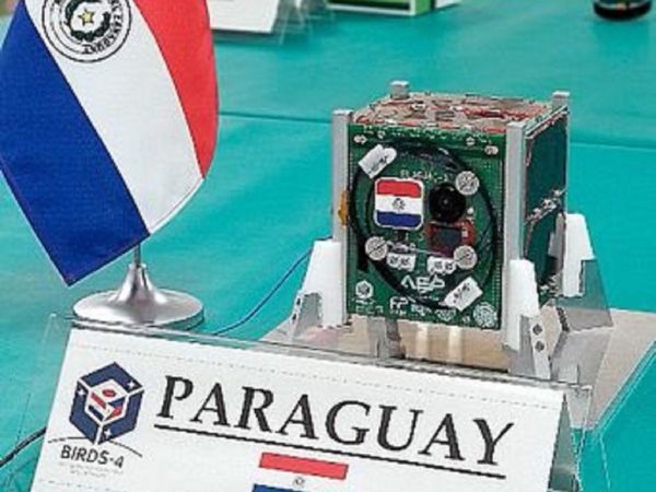 El primer satélite paraguayo fue presentado en Japón