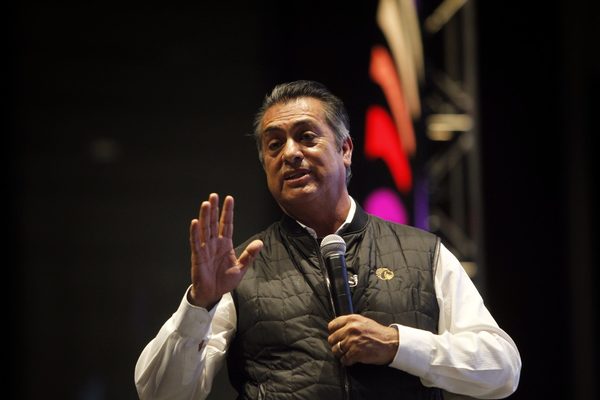 Gobernadores mexicanos acusan que politizar seguridad favorece a delincuencia - MarketData