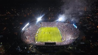 Crónica / ¡La gente podría volver a las canchas a alentar!