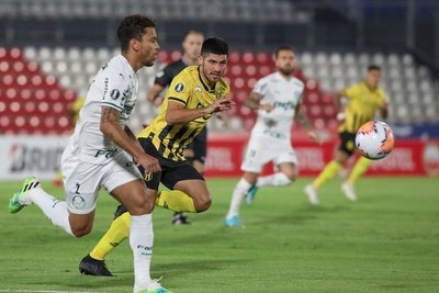 Crónica / Guaraní fue más..., pero Gómez es del Palmeiras