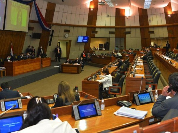 Ley de Informconf queda ratificada y estará vigente