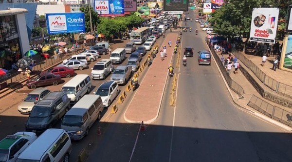 Abrir el puente en CDE es una medida acertada, sostiene Santiago Peña