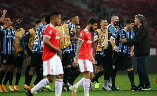 HOY / Gremio se impone en el clásico de Porto Alegre