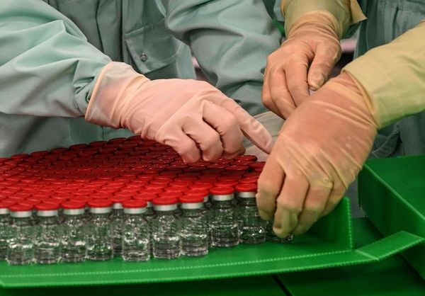 COVID: De las nueve vacunas que avanzan en pruebas, la que funcione llegaría al país entre enero y junio del 2021 - Nacionales - ABC Color