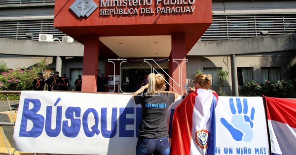 La Nación / Piden a la Fiscalía continuar búsqueda de niña desaparecida en Emboscada