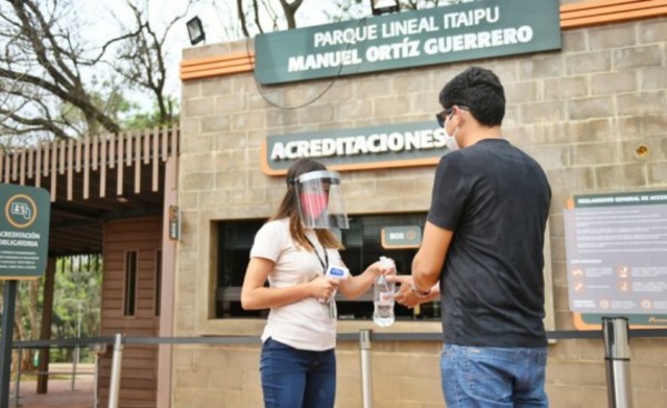 Más de 1.000 personas ingresaron al Parque Lineal, tras su reapertura