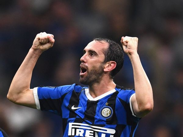 Godin se despide de aficionados Inter dando gracias por "afecto" recibido
