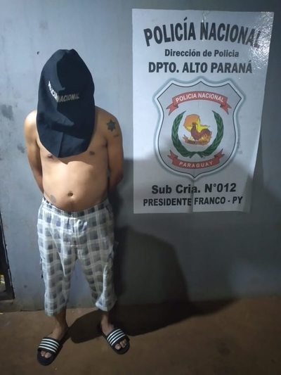 Vecinos capturan y golpean a delincuente - ABC en el Este - ABC Color