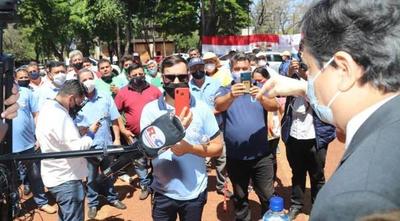 En Salto del Guairá, analizan reapertura de la frontera al turismo de compras – Prensa 5