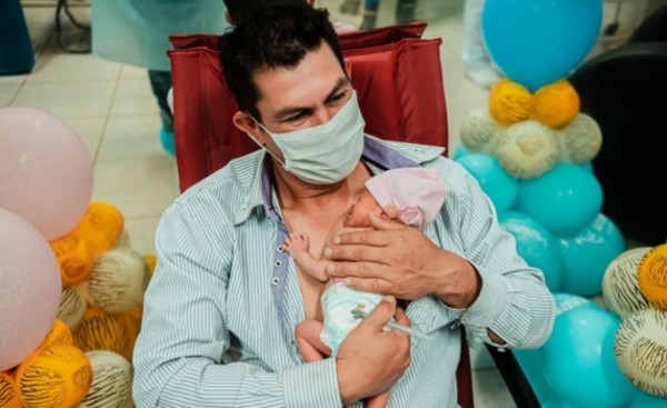 "Mamá Canguro" cumple 9 años de servicios en el Hospital Regional