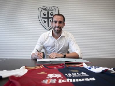 Godín ya es jugador del Cagliari