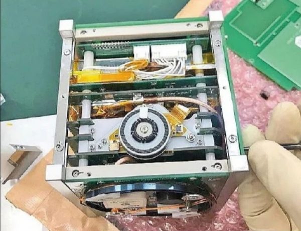 ¡Orgullo nacional! Primer satélite paraguayo es presentado en Japón | Noticias Paraguay