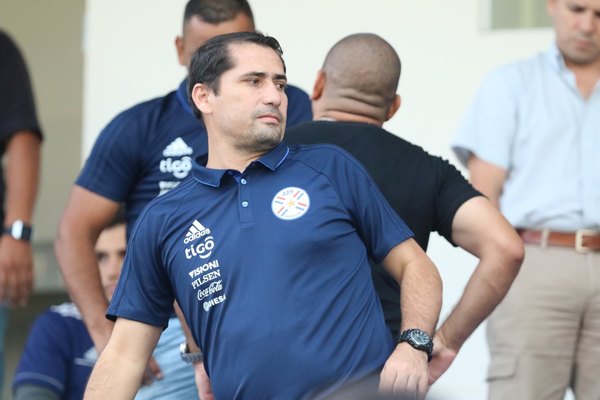 Crónica / Gustavo Morínigo habría asumido el desafío de ser DT
