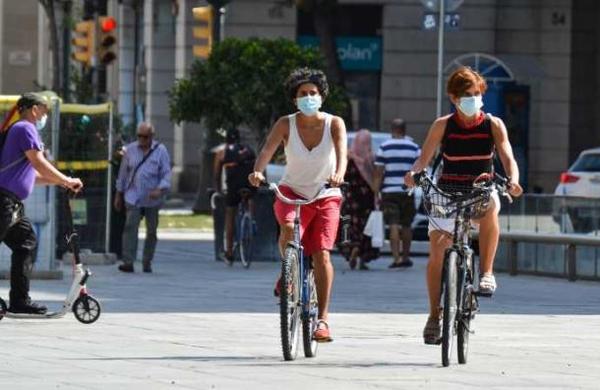 La Unión Europea llama a actuar 'de inmediato' para frenar el aumento de casos de Covid-19 - C9N