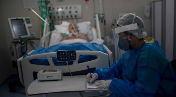 HOY / COVID-19: varios pacientes están en "lista de espera" para acceder a camas UTI del sector público