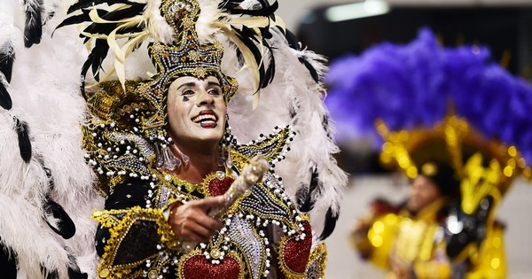 La Nación / Río suspende sus desfiles del Carnaval 2021 debido a la pandemia