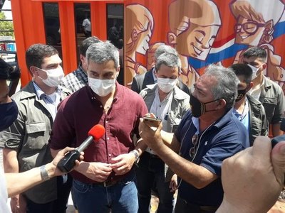 Crónica / Presi pide a esteños que no jodan