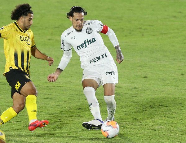 Crónica / Gómez enloquece a la torcida del Palmeiras