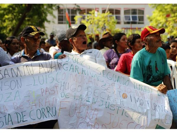 Jueza da la razón a campesinos de Barbero Cué en pleito con Indert