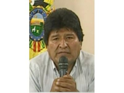 Denuncian a Morales por supuesto estupro