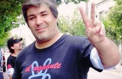 Diputado dice que probó la prótesis de su pareja porque no tenía internet