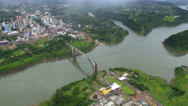 Mala noticia para el comercio fronterizo: Brasil extiende por 30 días el cierre de sus fronteras