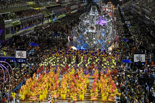 El carnaval de Río de Janeiro fue suspendido a causa de la pandemia - El Trueno