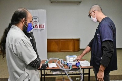 Estados Unidos, mediante gestión del Brasil, donó otros 30 respiradores a nuestro país