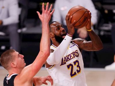 Los Lakers, a una victoria de situarse en el lugar donde su historia lo exige