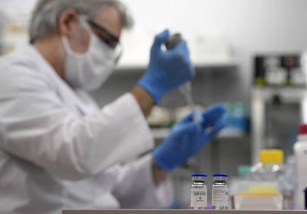 Crónica / Vacuna china ya está “al pelo” y podría aplicarse en Paraguay