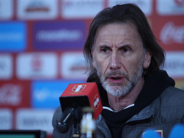 Ricardo Gareca da lista de convocados de Perú