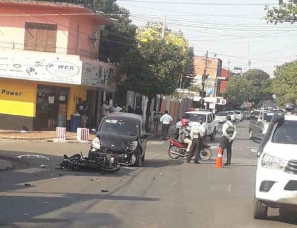 Motocilista muere en triple choque en San Lorenzo