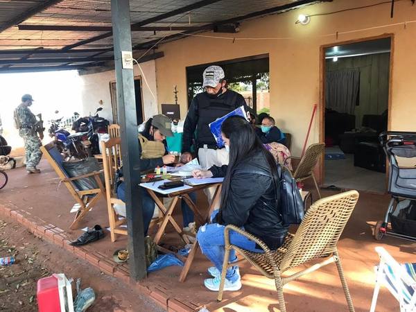 Imputan a abogado y un empleado detenidos con más de 8 kilos de cocaína en el Este - Megacadena — Últimas Noticias de Paraguay