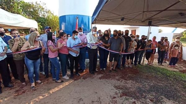 Agua para 250 familias con pozo artesiano inaugurado por la Municipalidad en barrio Obrero