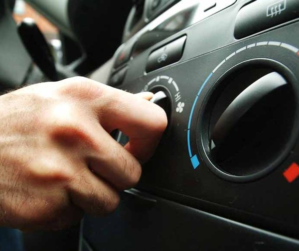 Esta es la forma correcta de usar el aire acondicionado del auto