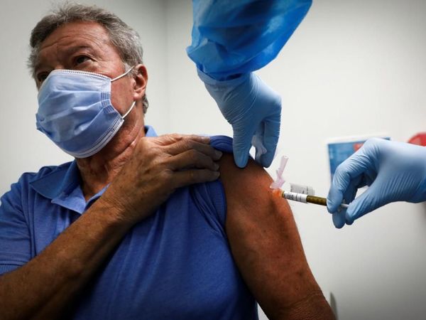 México y América Latina tendrán la vacuna antes, afirma Carlos Slim